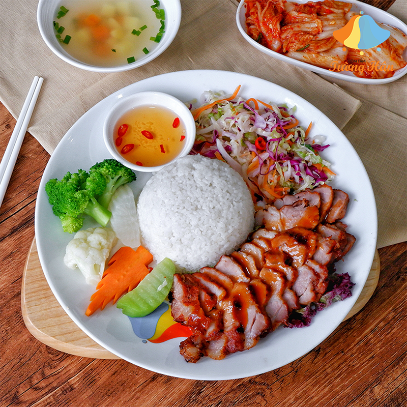 Cơm Tấm 240A Lê Văn Lương